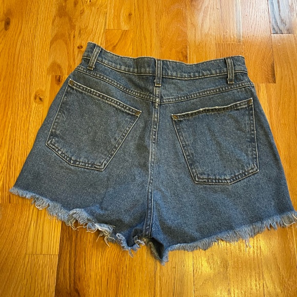 American Apparel Denim Shorts Medium Wash Raw Hem - Picture 2 of 5